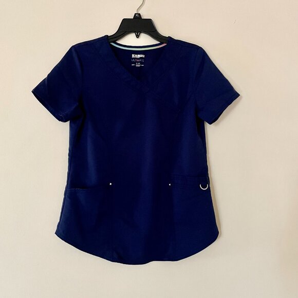V neck scrub top with pockets - Picture 5 of 10